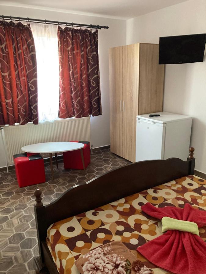 Casa Laura ξενώνας Corbu  Εξωτερικό φωτογραφία